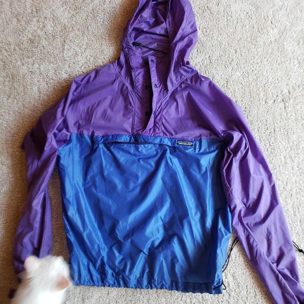 Patagonia hoody windbreaker